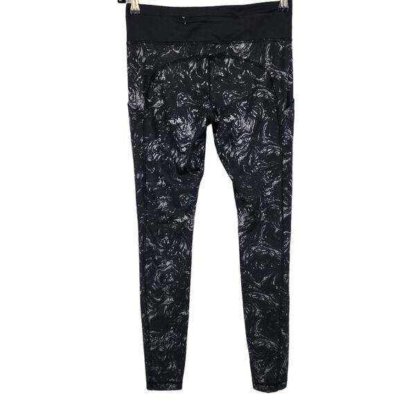 Lululemon Speed Tight II Full On Luxtreme Pockets in Grey and Black Size 8 - Picture 4 of 4